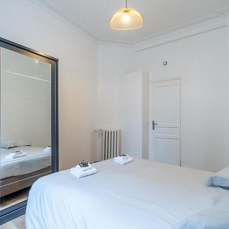 Appartement Metro Alexandre Dumas Parigi Esterno foto