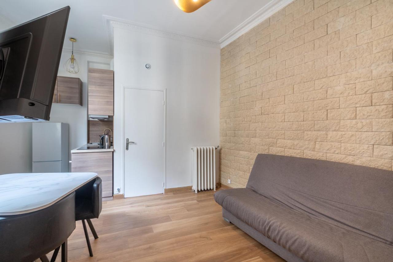 Appartement Metro Alexandre Dumas Parigi Esterno foto